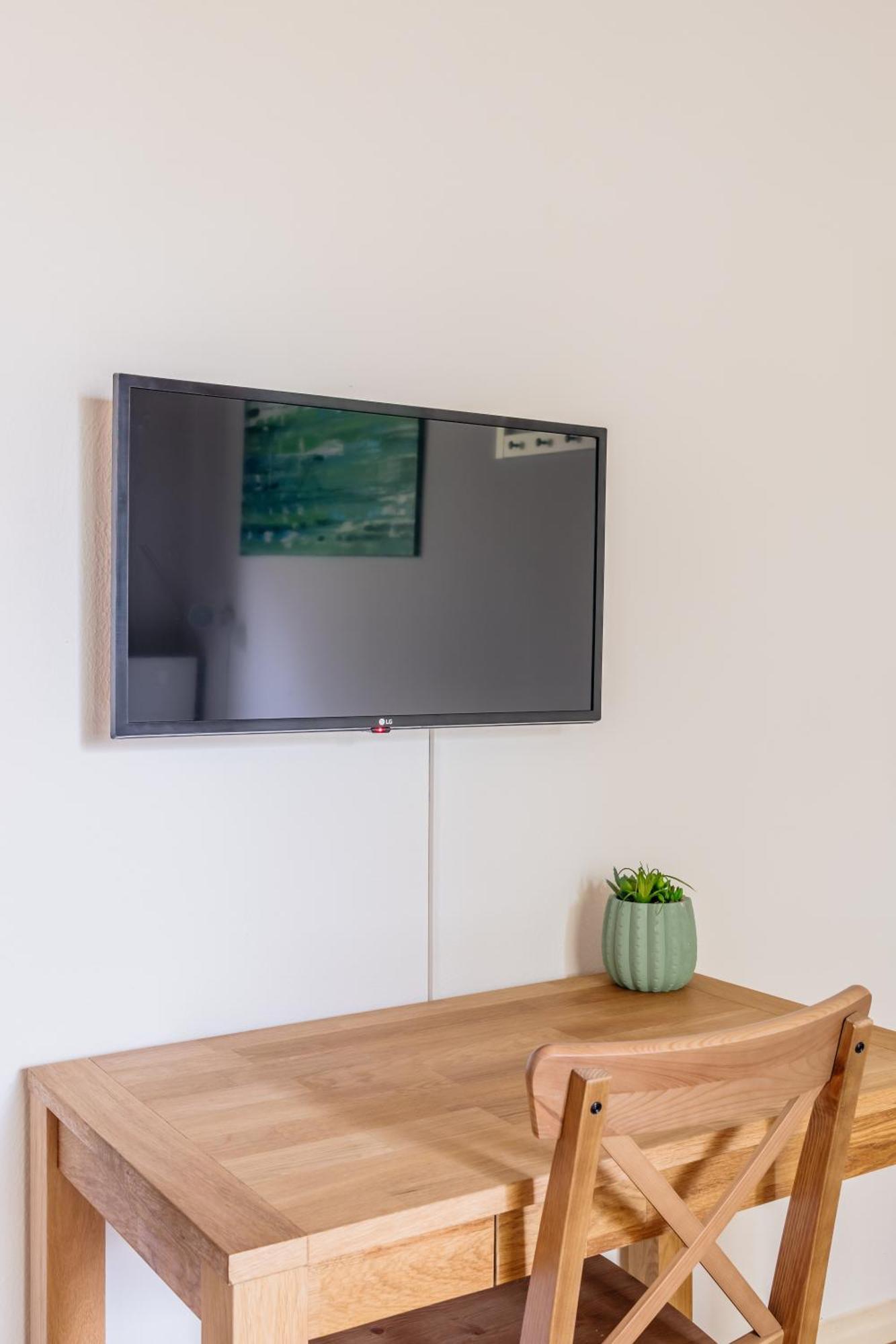 Centrally Located 2-Room Apartment Hannover Exterior photo